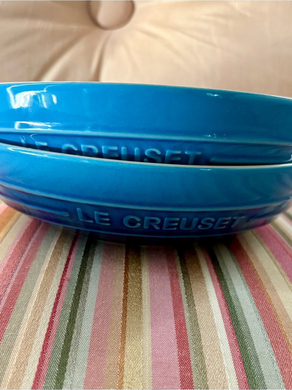 Le Creuset 20 cm Deep Round Dish with Cream Interior in Azure Blue -set of 2